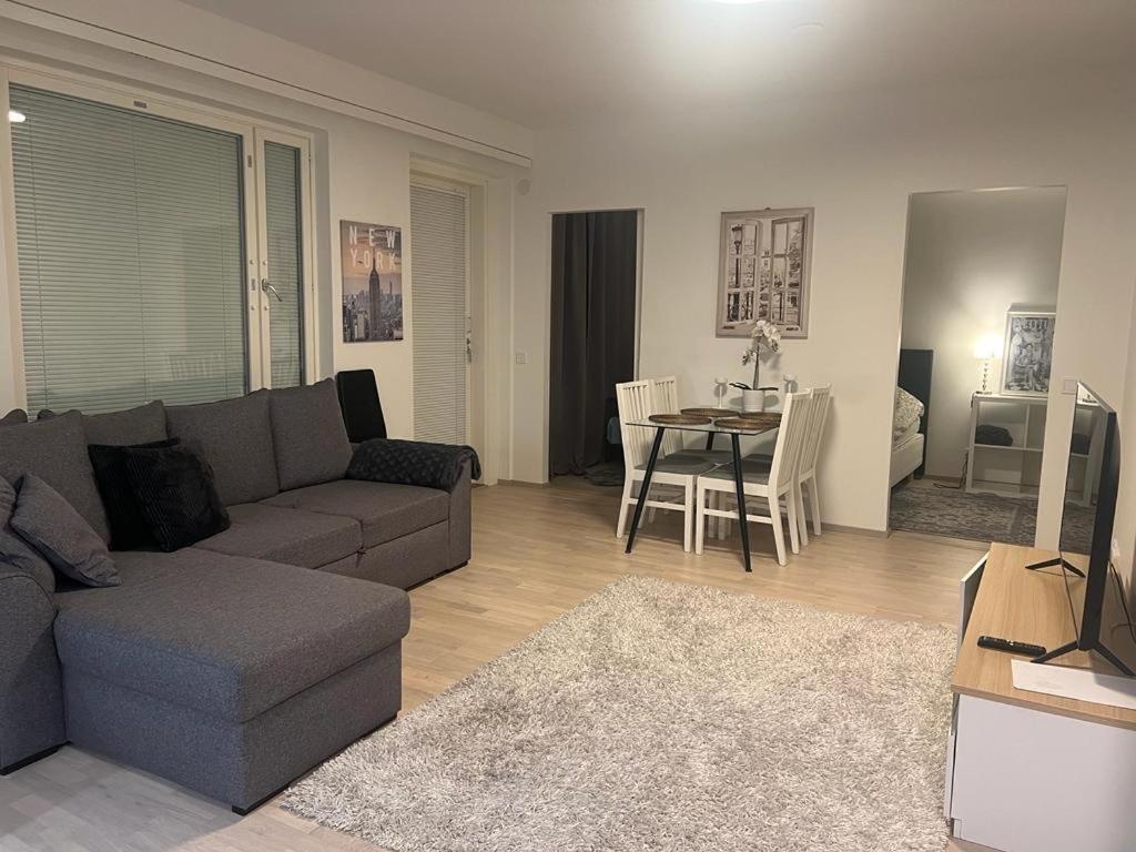 Modern City Apartment With Sauna Nearby The Airport Vantaa Bagian luar foto